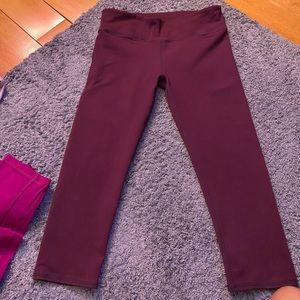 Fabletics Capris leggings